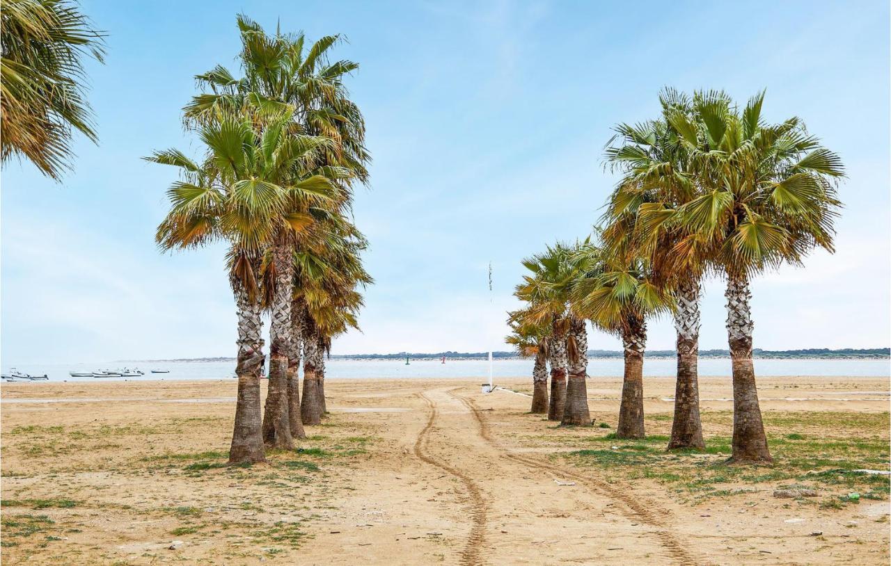 Lovely Apartment In Sanlucar De Barrameda Exterior photo